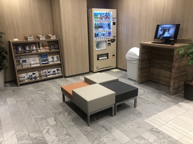 Imagen de los interiores del Hotel Smile Osaka Nakanoshima. Foto 15