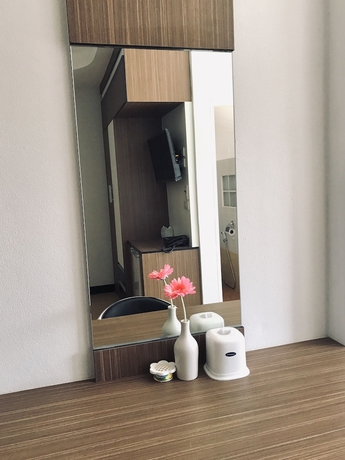 Imagen de los interiores del Hotel Smile Place, Chom Thong. Foto 12