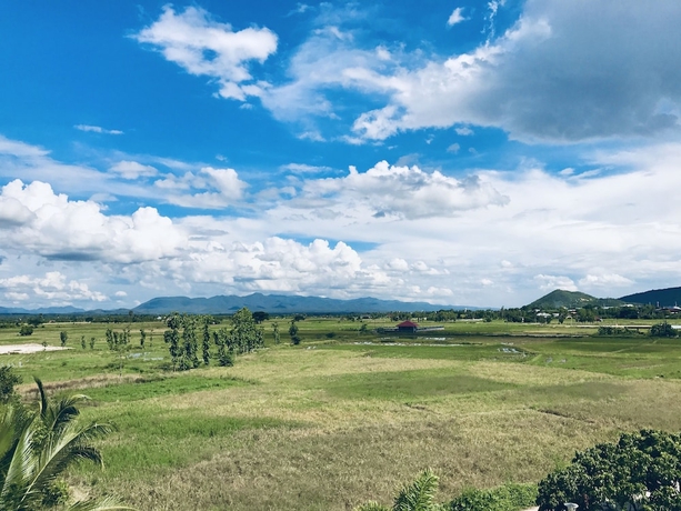 Imagen de los exteriores del Hotel Smile Place, Chom Thong. Foto 9