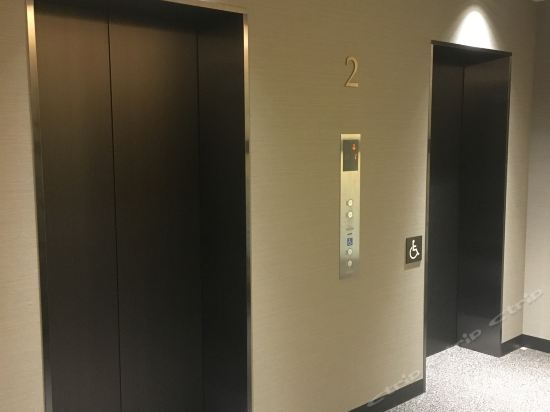 Imagen de los interiores del Hotel Smile Premium Osaka Higashi shinsaibashi. Foto 7