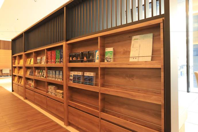 Imagen de los interiores del Hotel Smile Premium Osaka Hommachi. Foto 12