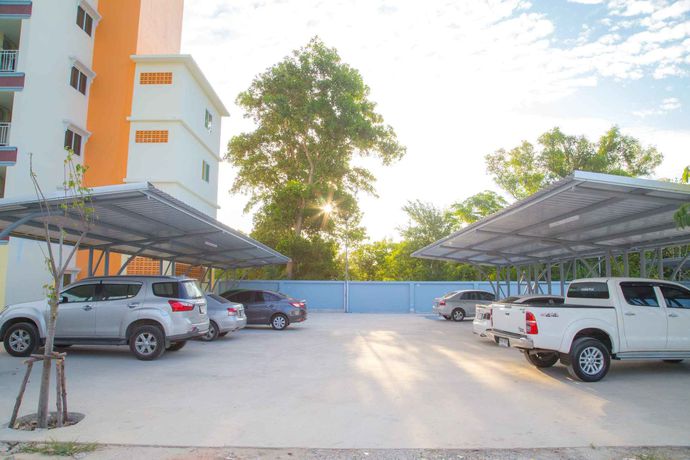 Imagen de los exteriores del Hotel Smile Residence. Foto 12
