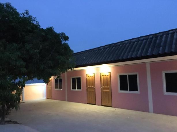 Imagen de los exteriores del Hotel Smile Resort. Foto 10