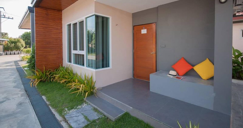 Imagen de los exteriores del Hotel Smile Resort Sriracha by ZUZU. Foto 12