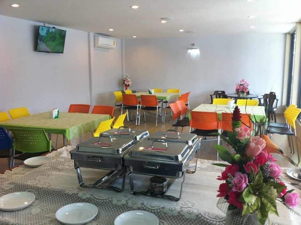 Imagen del bar/restaurante del Hotel Smile Resort Thungsong. Foto 3