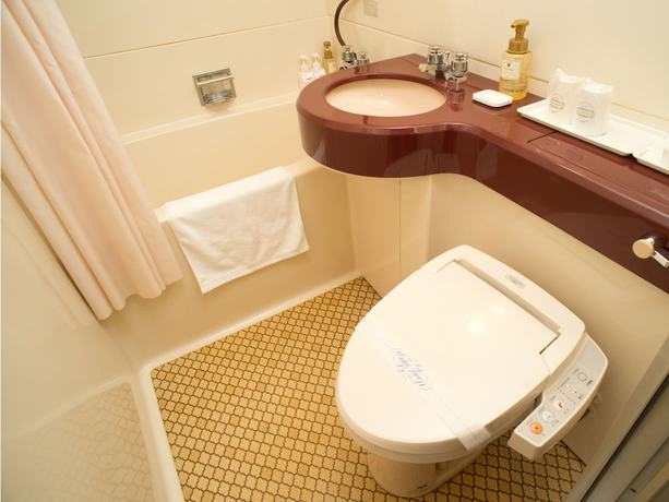 Imagen de la habitación del Hotel Smile Sasebo. Foto 8