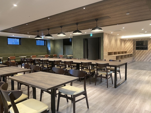 Imagen del bar/restaurante del Hotel Smile Shinosaka. Foto 2