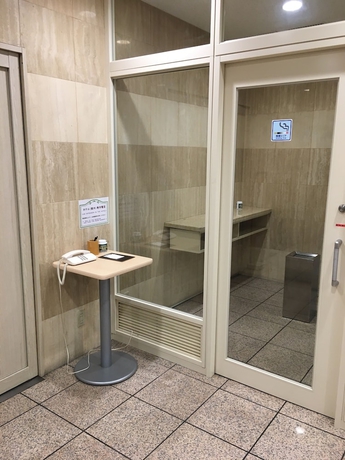 Imagen de los interiores del Hotel Smile Sugamo. Foto 16