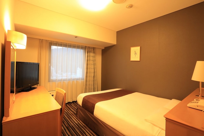 Imagen de la habitación del Hotel Smile Tokushima. Foto 12