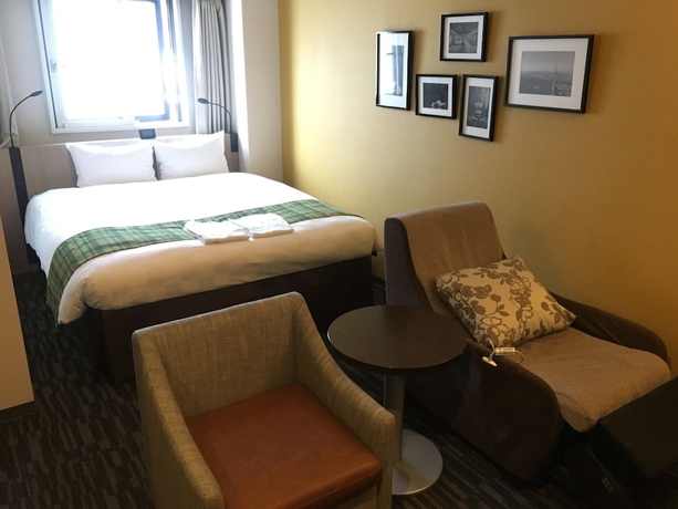 Imagen de la habitación del Hotel Smile Tokyo Asagaya. Foto 2