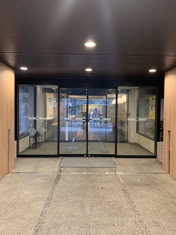 Imagen de los interiores del Hotel Smile Tokyo Asagaya. Foto 16