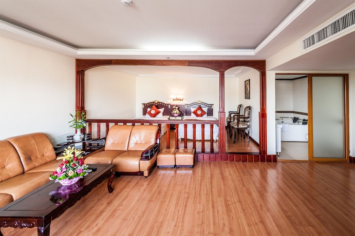 Imagen de los interiores del Hotel Smiling. Foto 14