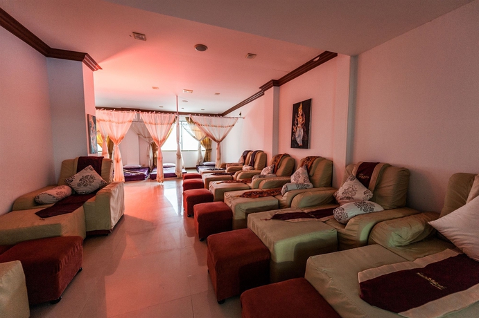 Imagen general del Hotel Smiling. Foto 1