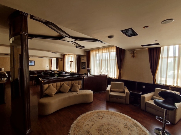 Imagen de los interiores del Hotel Smith. Foto 17