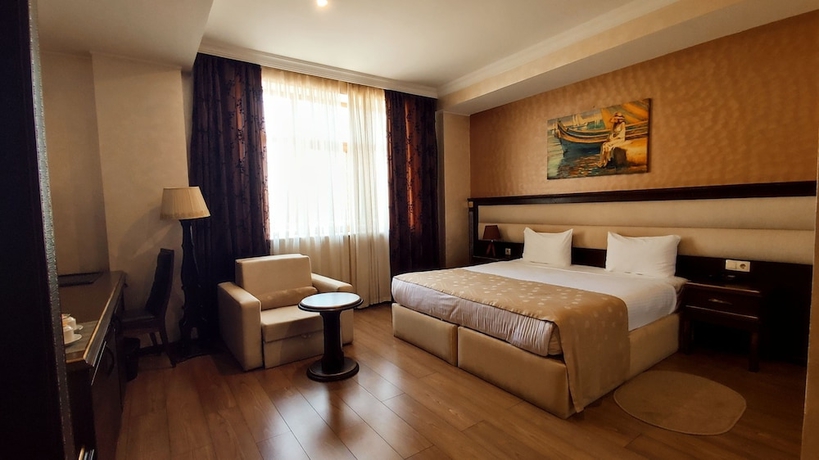 Imagen de la habitación del Hotel Smith. Foto 13