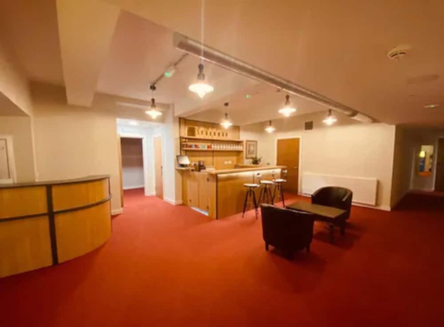 Imagen del bar/restaurante del Hotel Smith Place. Foto 2