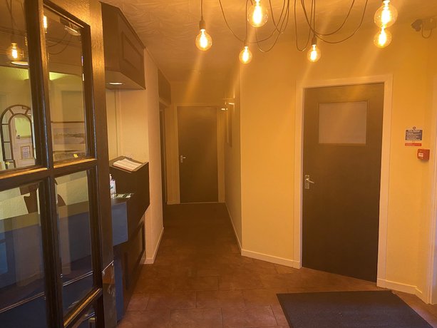 Imagen de los interiores del Hotel Smithton. Foto 15