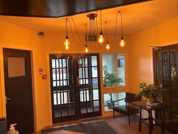 Imagen de los interiores del Hotel Smithton. Foto 20