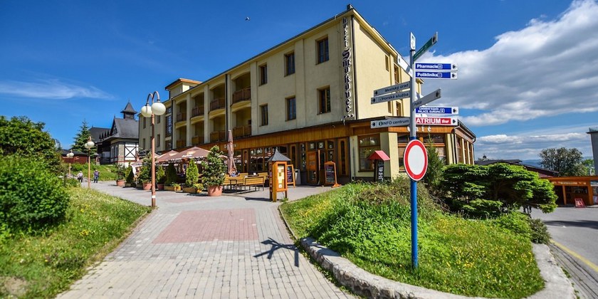 Imagen de los exteriores del Hotel Smokovec. Foto 12