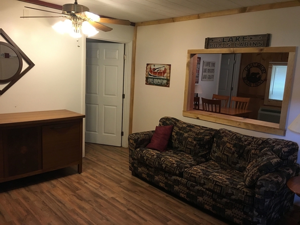 Imagen de los interiores del Hotel Smoky View Cottages and Rv Resorts. Foto 14