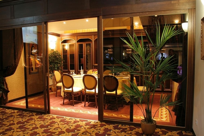 Imagen del bar/restaurante del Hotel Smolinopark. Foto 7