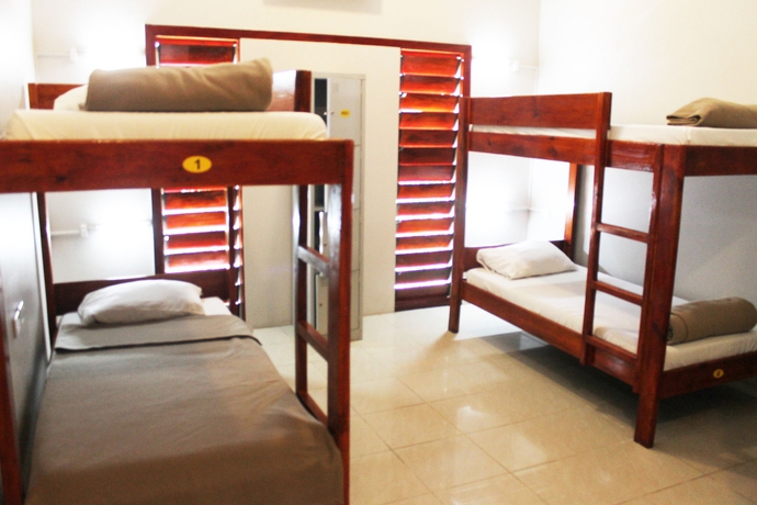 Imagen de la habitación del Hotel Smugglers Cove Beach Resort and. Foto 3