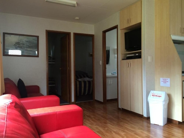 Imagen de la habitación del Hotel Smugglers Cove Holiday Village. Foto 6