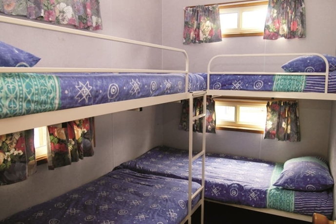 Imagen de la habitación del Hotel Smugglers Cove Holiday Village. Foto 7