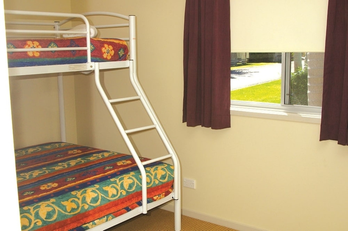 Imagen de la habitación del Hotel Smugglers Cove Holiday Village. Foto 12