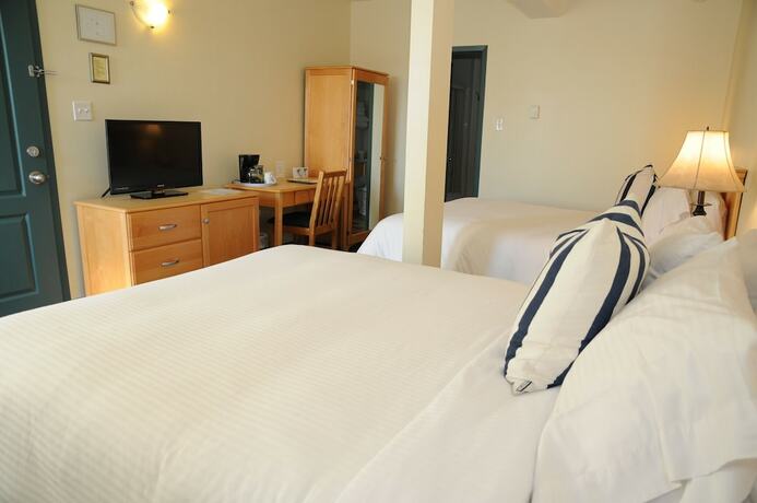 Imagen general del Hotel Smugglers Cove Inn. Foto 4