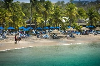 Imagen de los exteriores del Hotel Smugglers Cove Resort & Spa All Inclusive. Foto 4