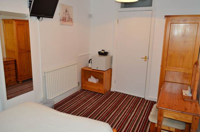 Imagen de la habitación del Hotel Smugglers Haunt. Foto 10