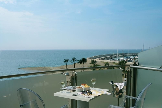 Imagen de la habitación del Hotel Smy Aran Blu Roma Mare. Foto 11