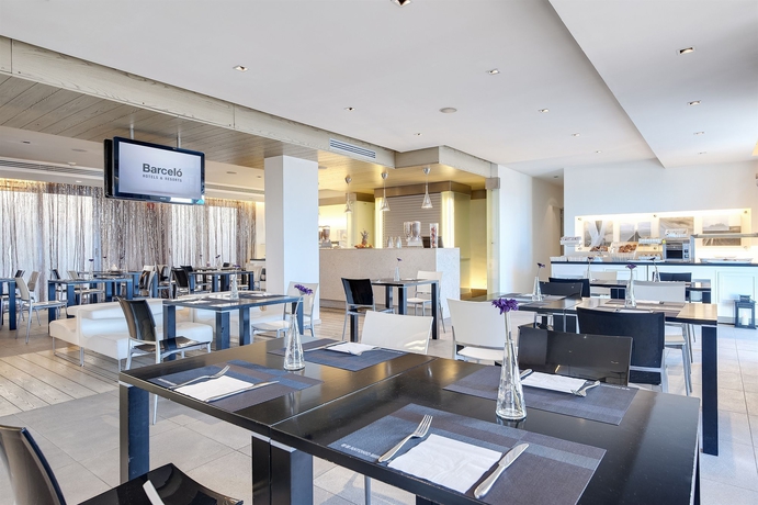 Imagen del bar/restaurante del Hotel Smy Aran Blu Roma Mare. Foto 5