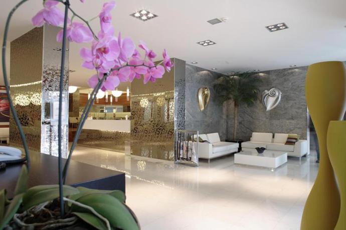 Imagen de los interiores del Hotel Smy Bologna Centrale. Foto 9