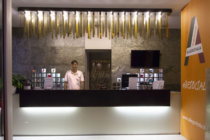 Imagen de los interiores del Hotel Smy Bologna Centrale. Foto 10