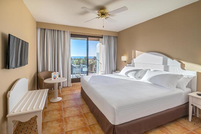 Imagen de la habitación del Hotel Smy Isla Cristina. Foto 5