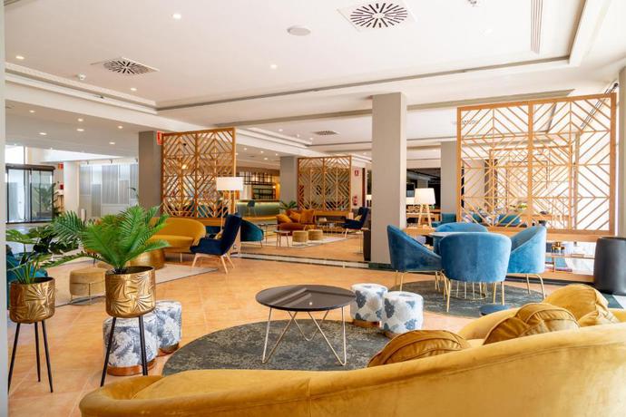 Imagen de los interiores del Hotel Smy Isla Cristina. Foto 12