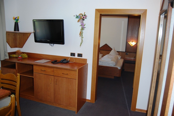 Imagen de la habitación del Hotel Smy Koflerhof Dolomiti. Foto 6