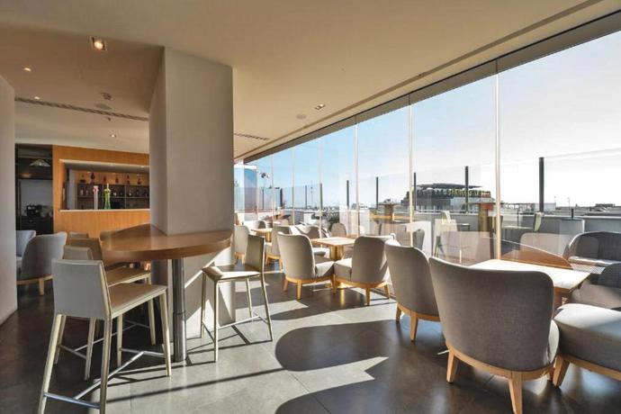 Imagen del bar/restaurante del Hotel Smy Lisboa. Foto 3