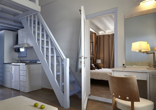 Imagen de los interiores del Hotel Smy Orizontes Santorini. Foto 15