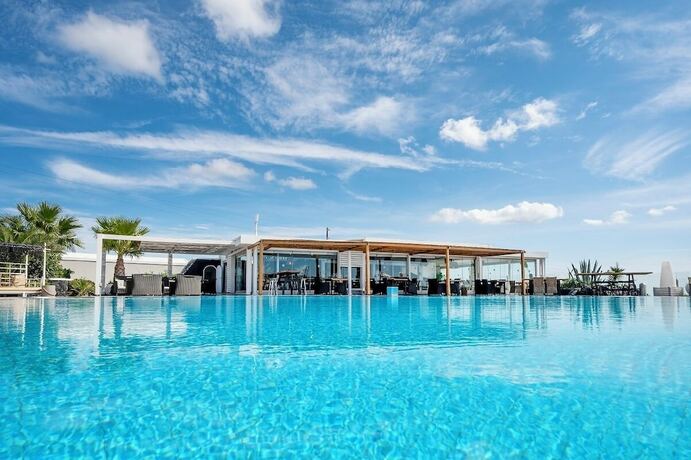 Imagen general del Hotel Smy Santorini Suites and Villas. Foto 1
