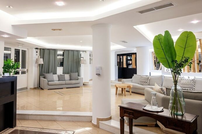 Imagen general del Hotel Smy Santorini Suites and Villas. Foto 3