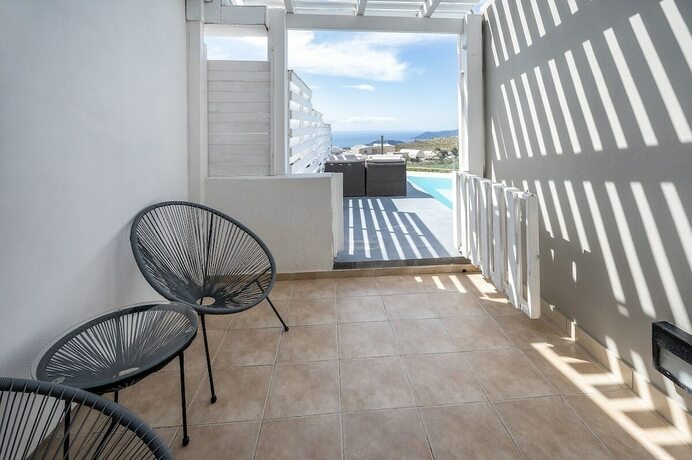 Imagen general del Hotel Smy Santorini Suites and Villas. Foto 5