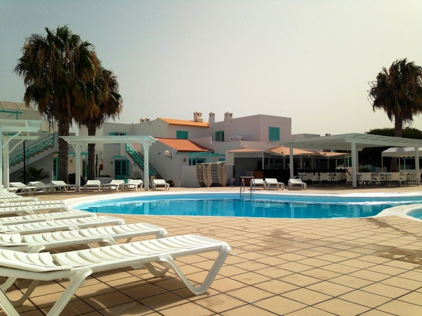 Imagen de la piscina del Hotel Smy Tahona Fuerteventura. Foto 11