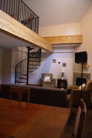 Imagen general del Hotel Snakedance Condominiums. Foto 1
