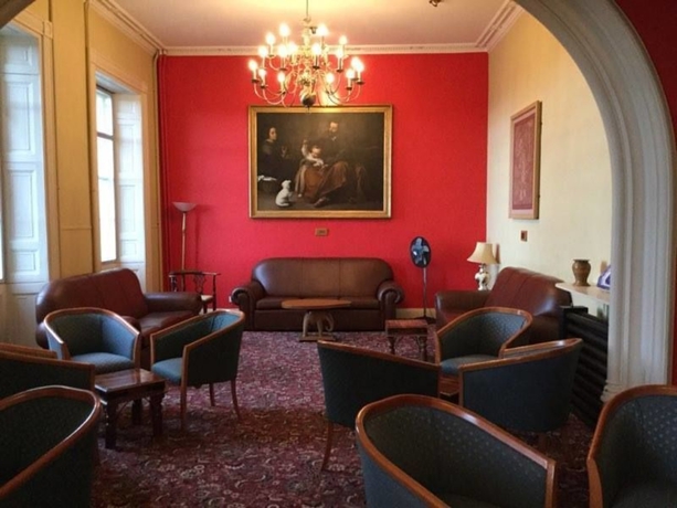 Imagen del bar/restaurante del Hotel Sneaton Castle Centre. Foto 3