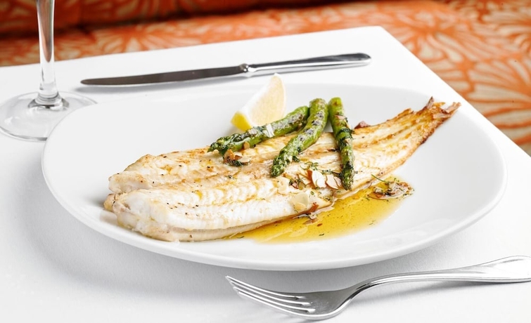 Imagen del bar/restaurante del Hotel Sneem. Foto 4