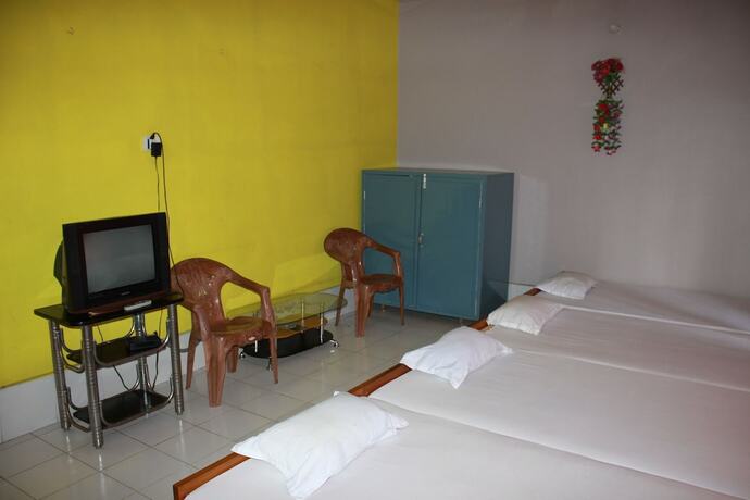 Imagen de la habitación del Hotel Sneha Bhawan. Foto 15
