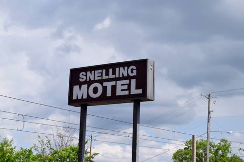 Imagen de la habitación del Hotel Snelling Motor Inn. Foto 2
